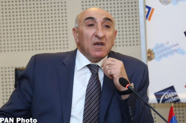 Davit Lokyan at the French-Armenian Decentralised Cooperation meeting in Yerevan (01/12/2016)